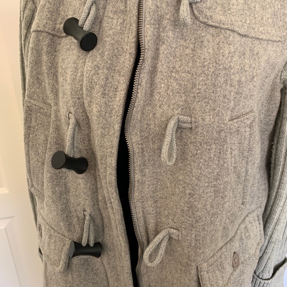 GORGEOUS GRAY JACKET from the GAP - Picture 10 of 15
